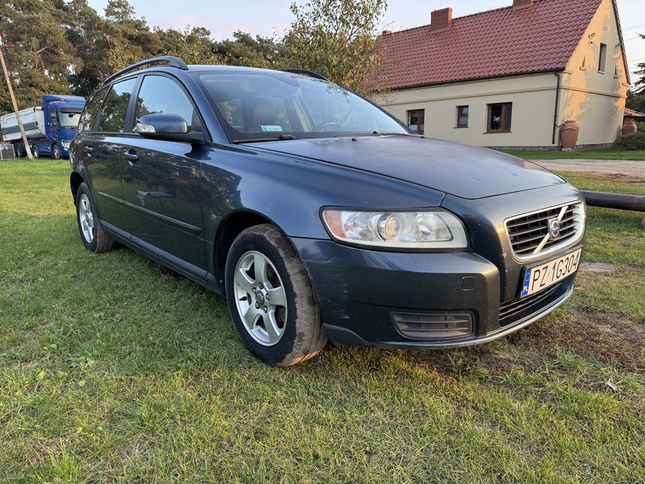 Volvo V50