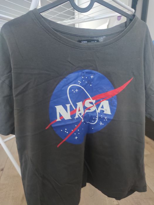 T-Shirt NASA sinsay