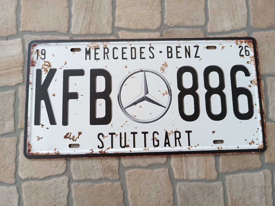 Mercedes Benz Placa em metal 7€ cada