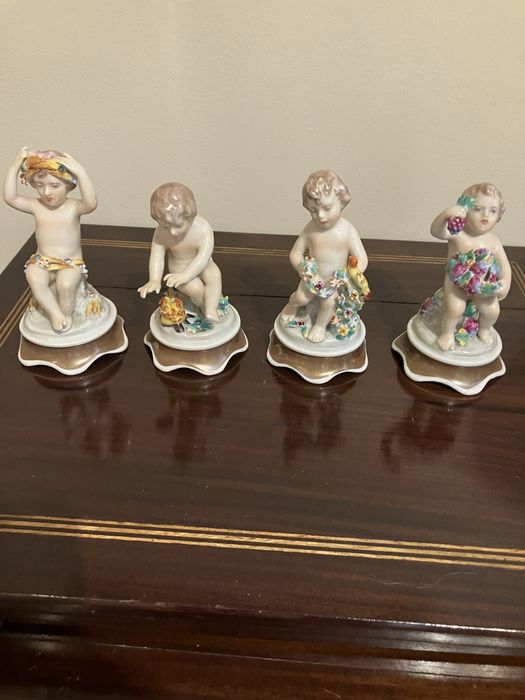 Estatuetas porcelana “4 estaçoes” -Artibus - Antigas