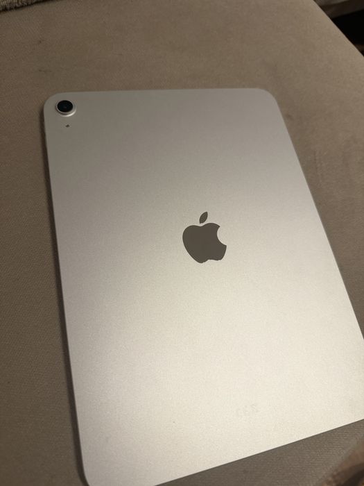 Sprzedam Ipad ( A16 )