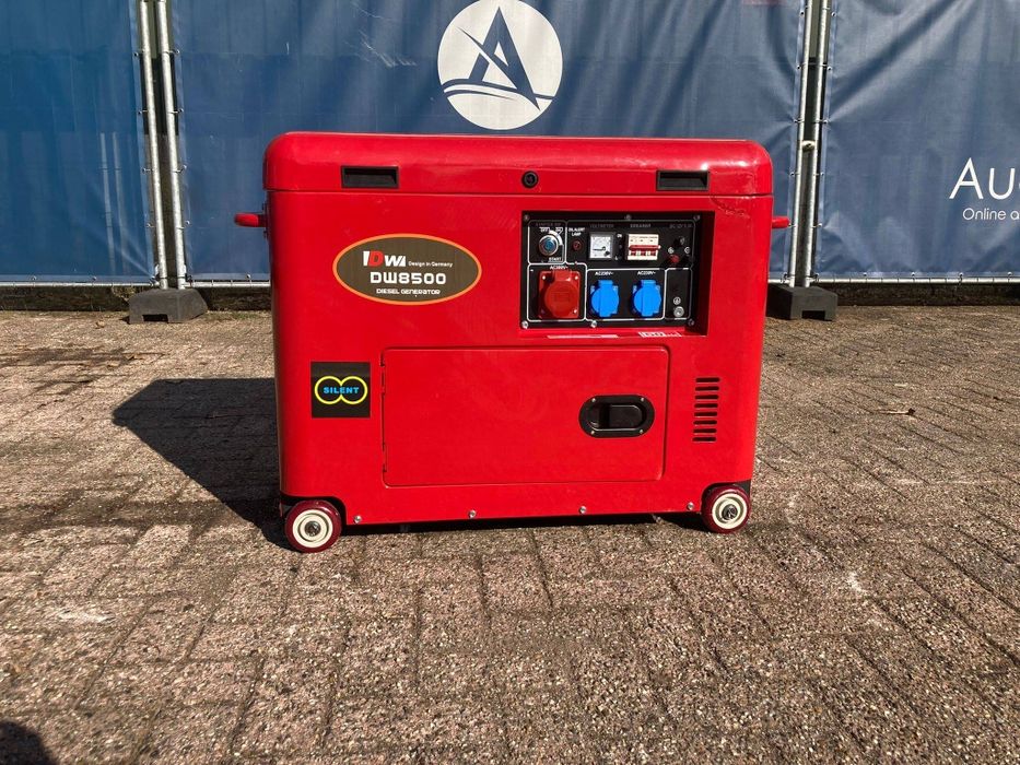 GERADOR DIESEL Monofásico e trifásico 8500W

- Monofásico e trifásico