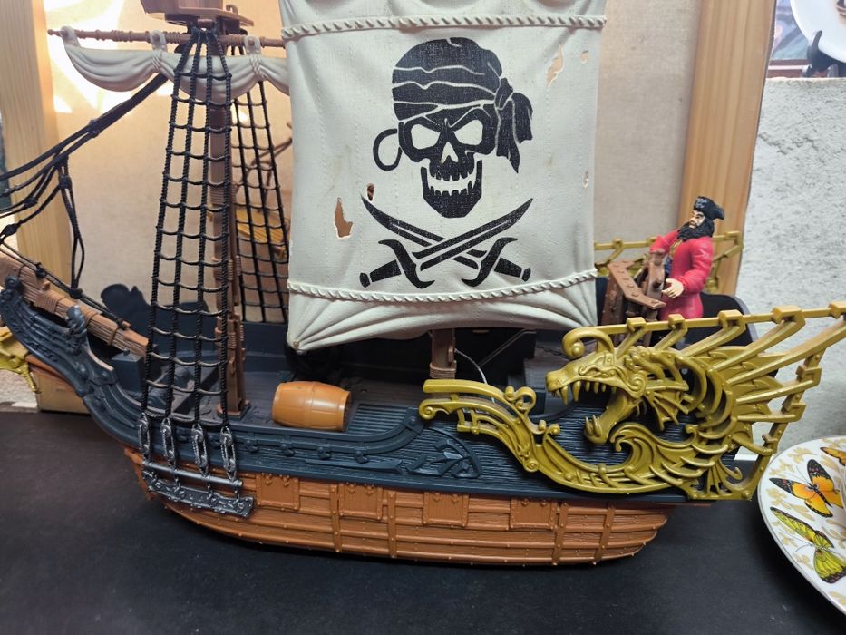 Navio Pirata Playmobil - Brinquedo