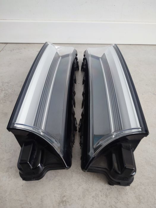 Lampa LED L P Przód VW T7 7T0 22r Oryginał