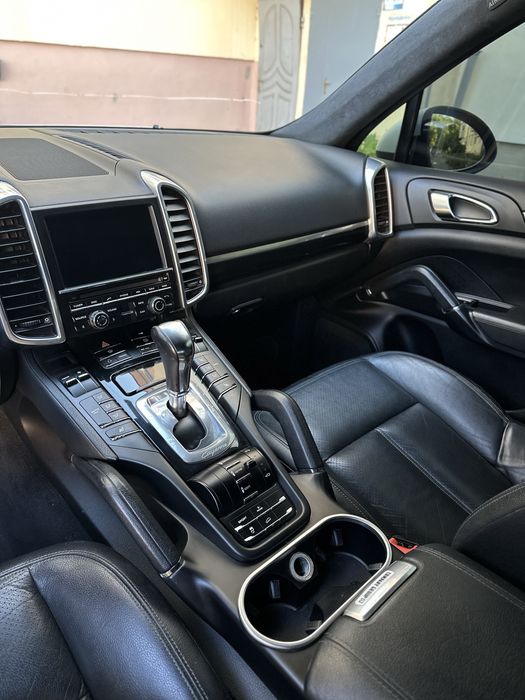 Volkswagen Touareg 2012 VIN WVGZZZ7PZDD022263 фото оголошення 8 з 21