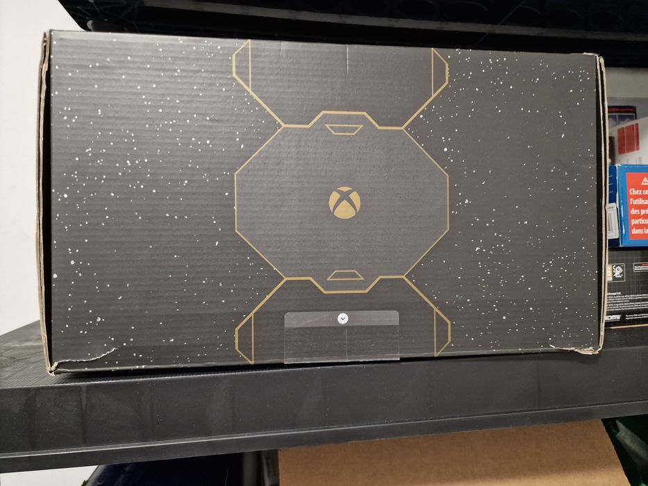 Xbox Series X Halo edition  20 aniversário