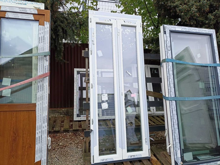 Okno tarasowe pcv 98/239 białe niski próg ruchomy słupek