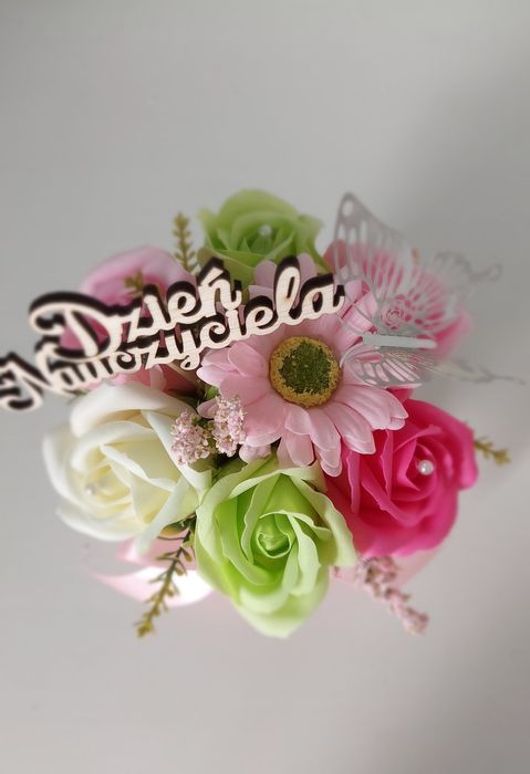 Mydlane kwiaty box Dzień Babci