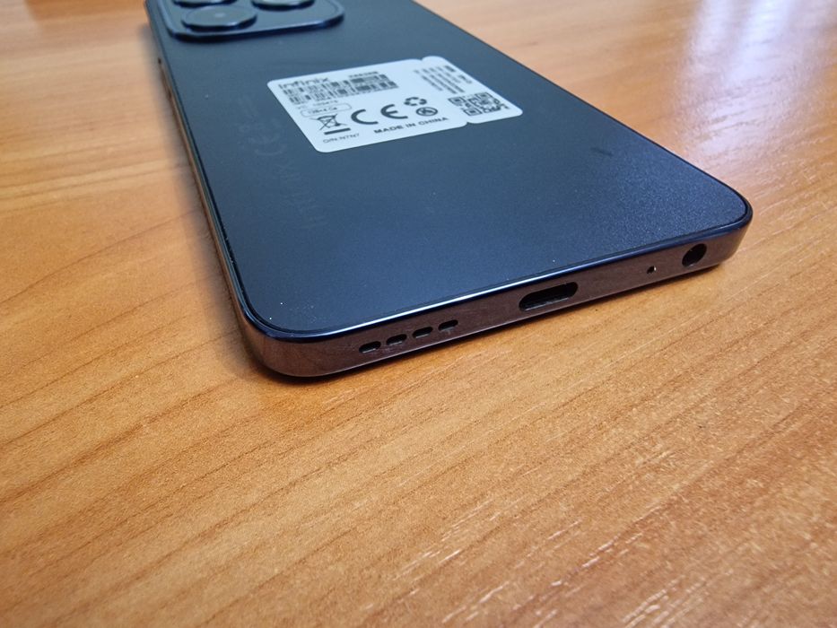 Смартфон Tecno Spark Go 2024, 64gb