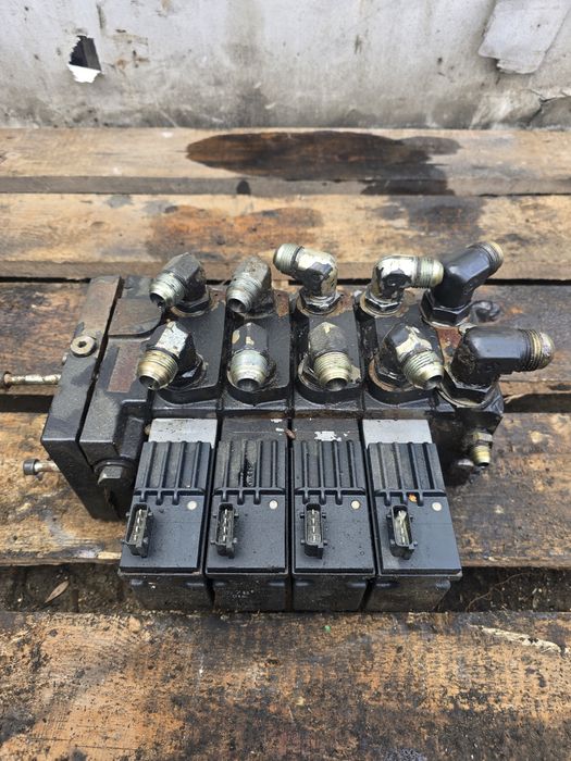 Elektrozawór Valtra 157B4034