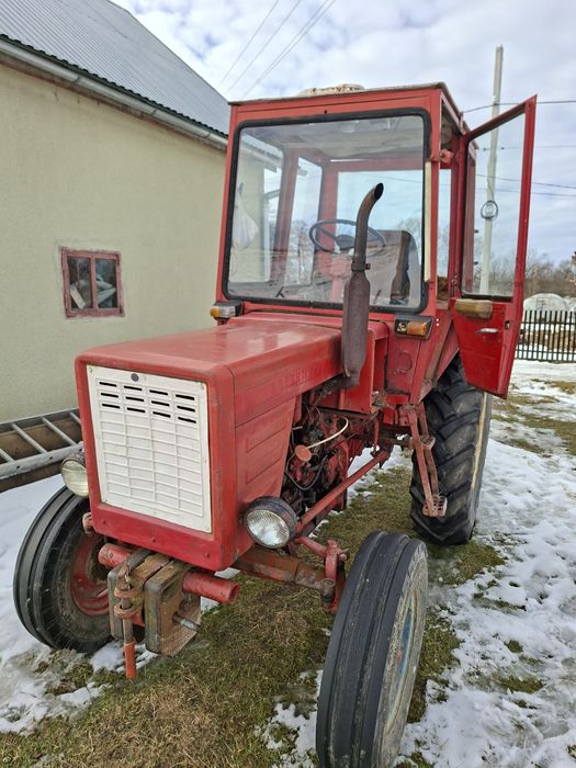 Трактор Т25, червоний