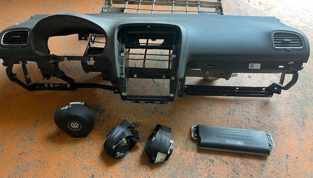 Tablier com Airbags VW Golf VI 2010