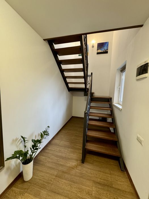 Продаж будинку в Солонці (поворот на Жирівку)