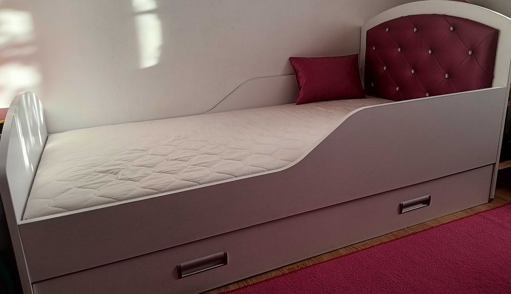 Łóżko dziecięce Queen