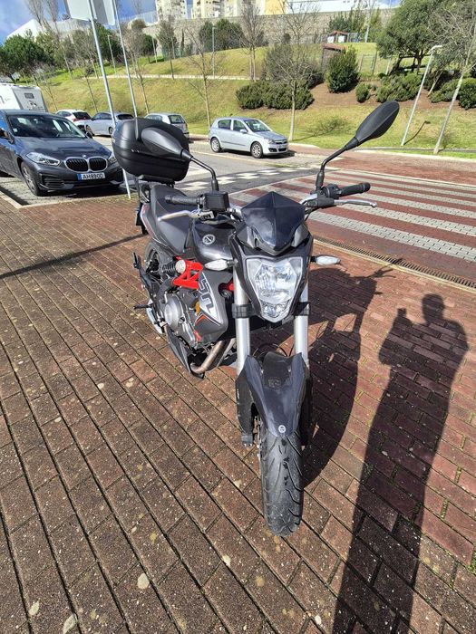 Benelli 302 (ABS) 2017 - 9.000 km - Como Nova