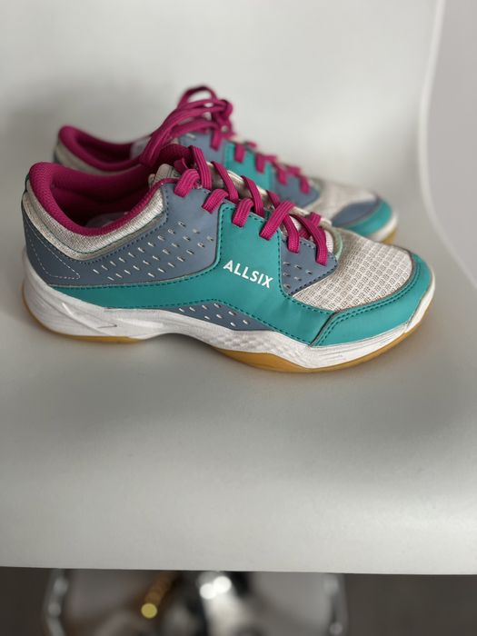 Buty do siatkówki Allsix v100 stan idealny