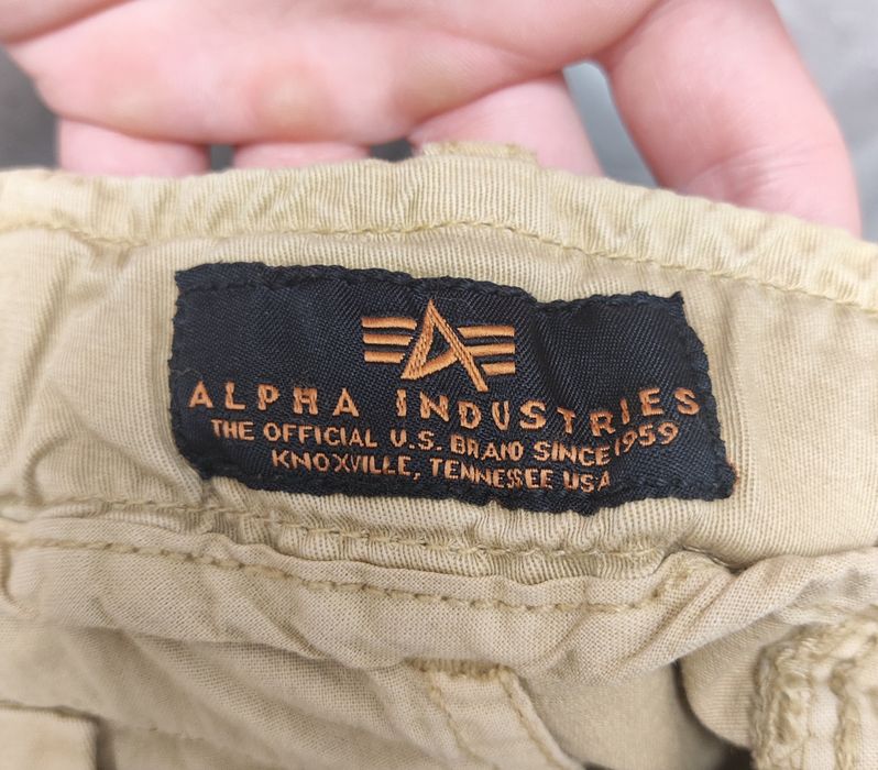 Шорти Alpha Industries (XS)