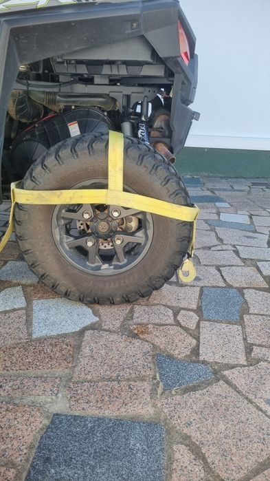 Cintas de fixação no atrelado