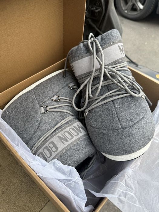 Кроссовки Moon Boot