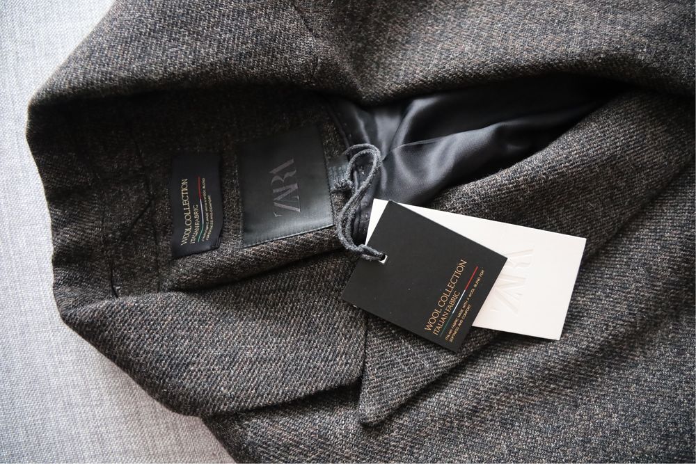 Преміальне пальто Zara з вовни