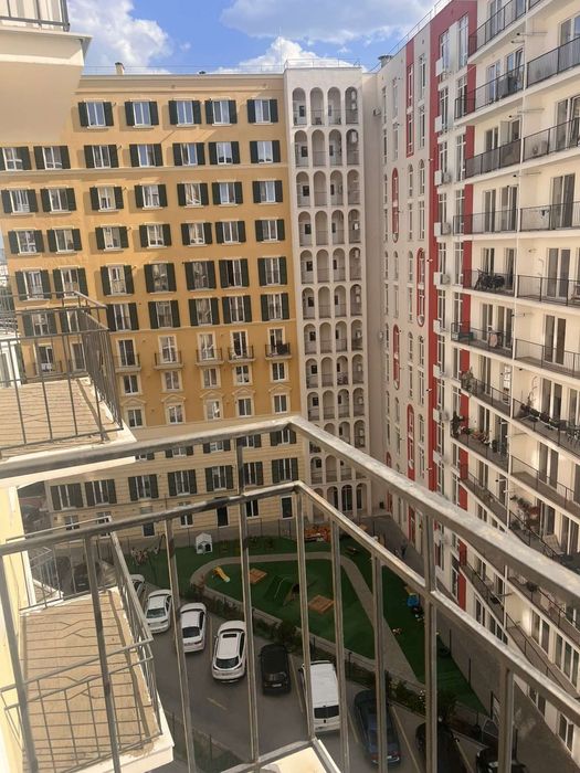 Продам срочно 2 ком кв 63м