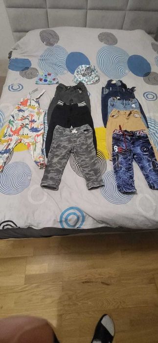 Mega paka Ubranka dla chłopca r.86-92 76 sztuk