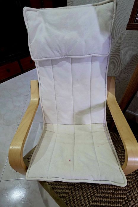 Cadeira criança IKEA modelo Poang