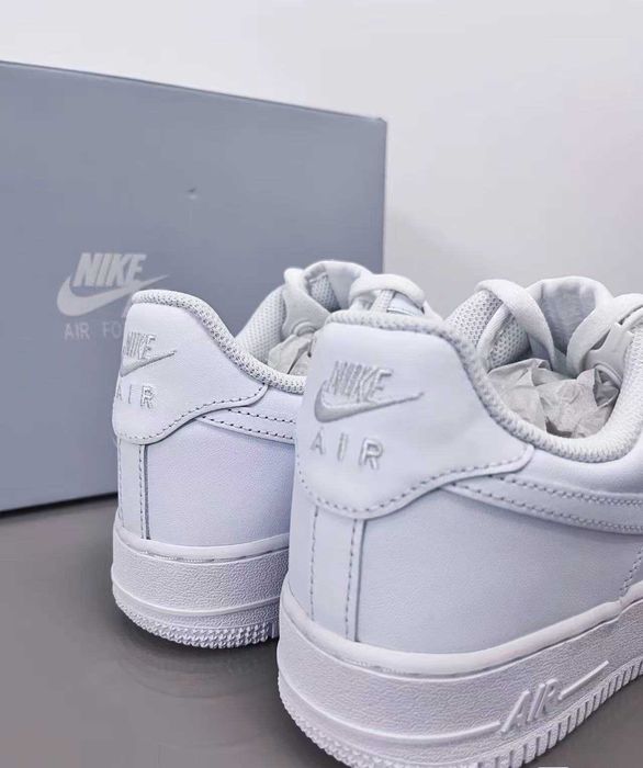 Buty meskie Mokasyny Nike_Air_Force_1_Low '07_Biały R.38