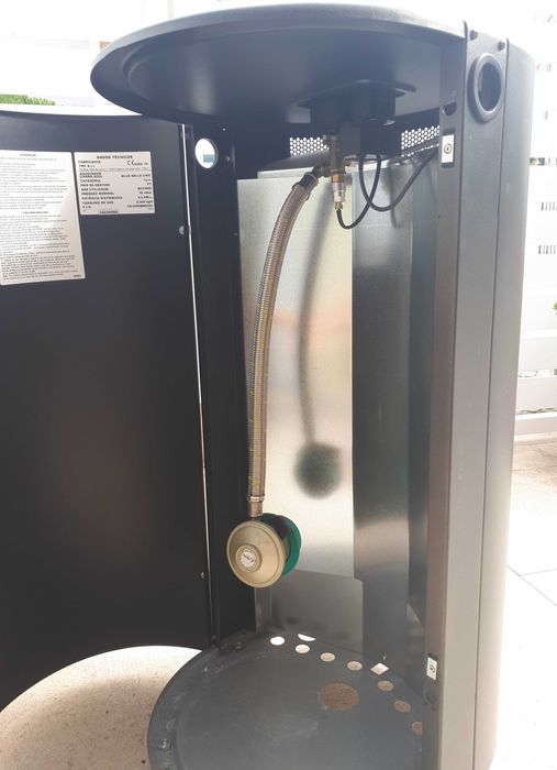 Aquecedor a Gás Spring it Blue de cor Preta