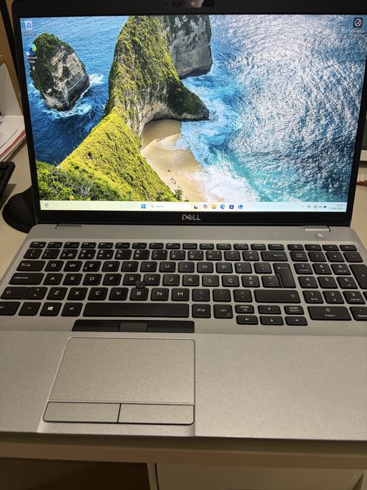 Portátil Dell Latitude 5510 – Intel Core i5 10ª Gen
