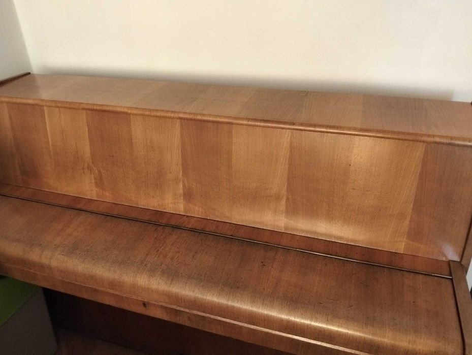 Pianino Hoffberg Legnica