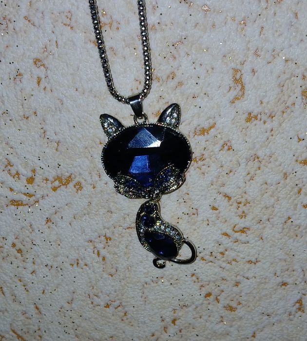 Кулон "кошечка". с цепочкой.