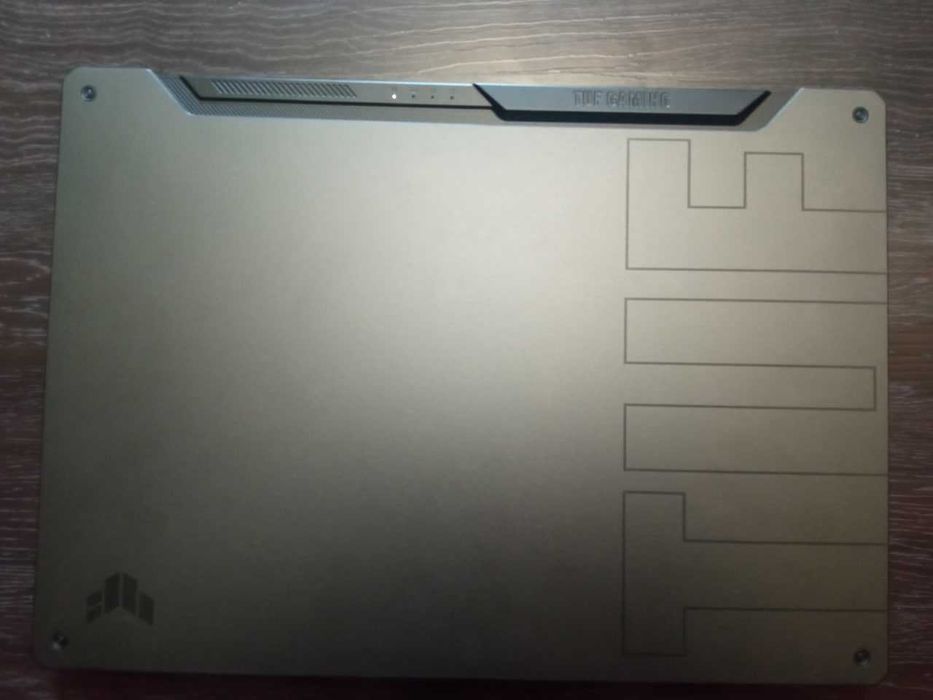 Ноутбук (i5-11400H/RTX 3050 Ti/1920x1080 144 Hz/16Gb DDR4/SSD 512Gb)