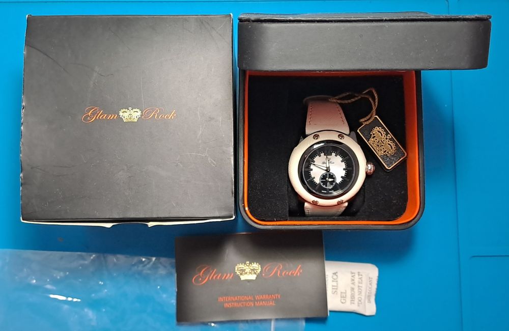 Relógio Glam Rock GR10015 de 46mm