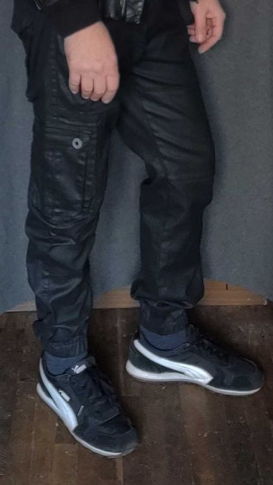 Джоггеры, Карго мужские Plot полиция