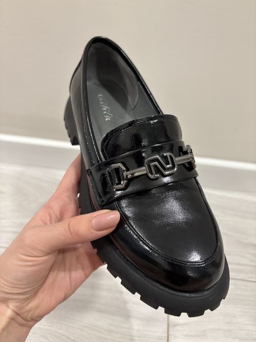 Лофери лаковані 37-38розмір