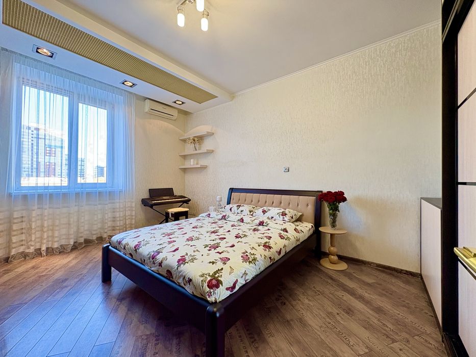 (21) Автономне опалення!!! Квартира подобово з джакузі метро Наукова