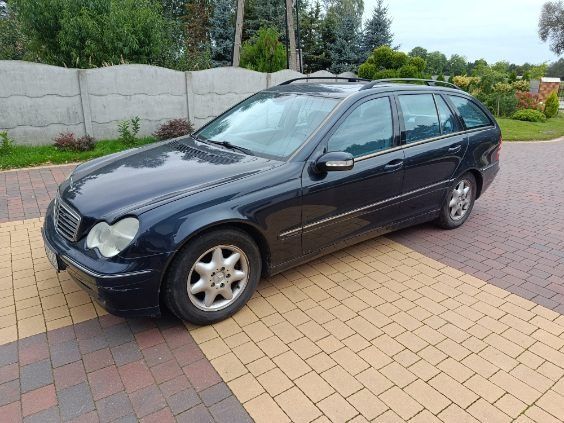 Mercedes-Benz Seria 200