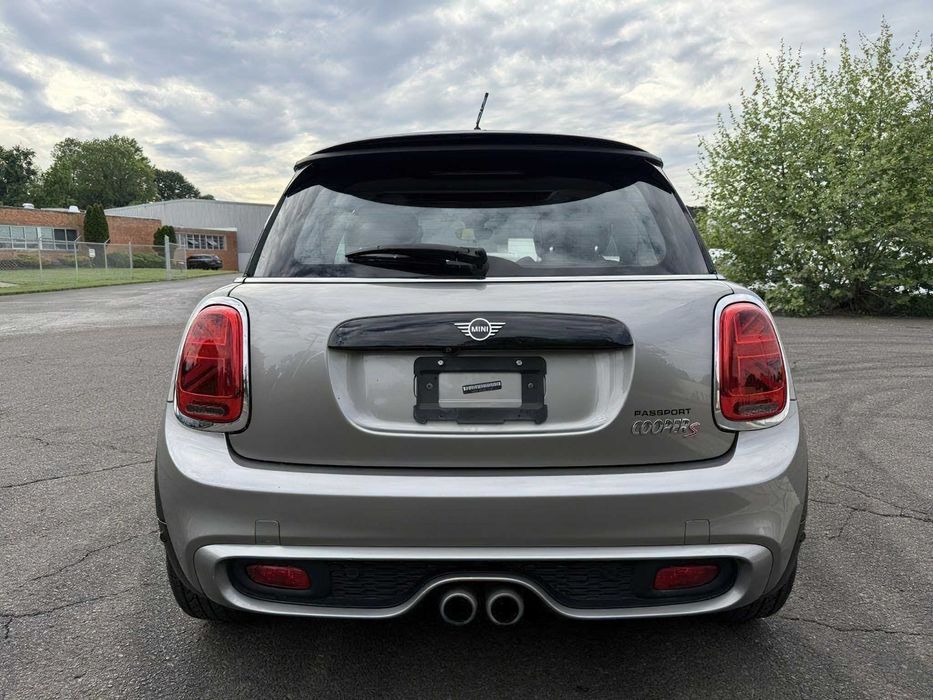 MINI Cooper      2021