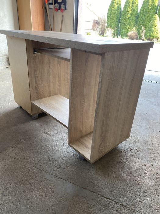 Biurko drewniane, nieużywane