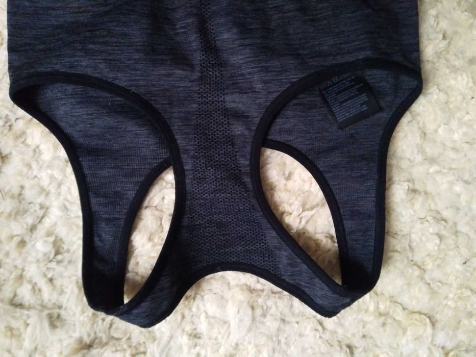 NOWY sportowy biustonosz stanik top biegania h&m athletic rozmiar XS