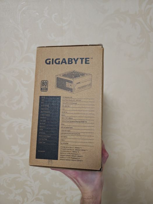 блок живлення Gigabyte p650ss ice