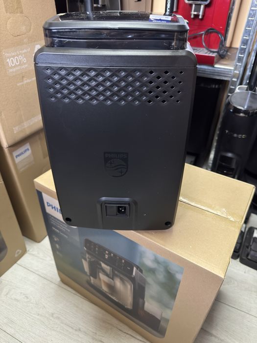 Кофемашина philips 5500 latte go 5547/90 гарантія 1 рік оригінал original