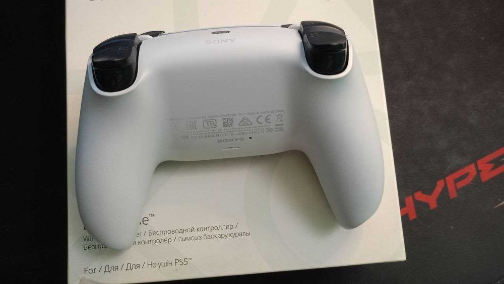 Геймпад DualSense PS5, идеальное состояние