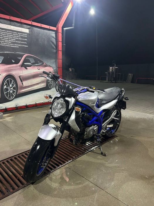 Suzuki gladius 650