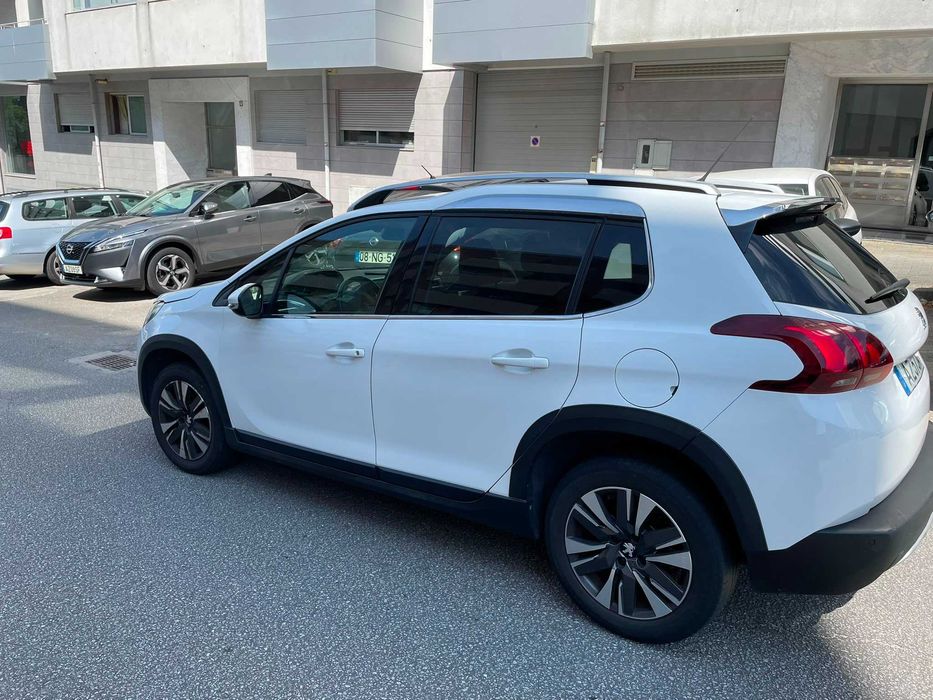 Peugeot 2008 — fotografia 5