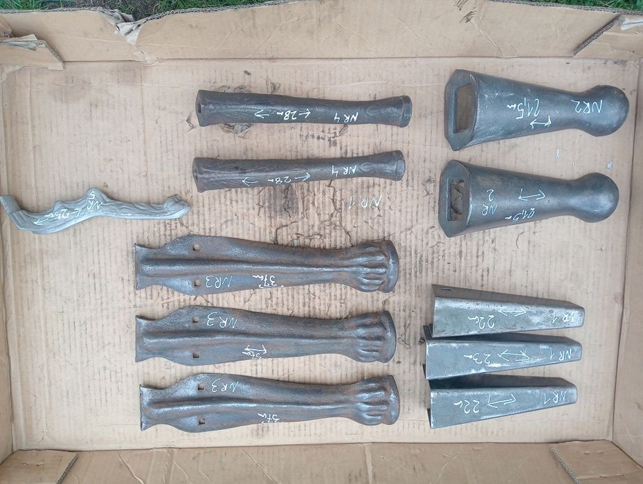 Nogi do  starych mebli  8 sztuk