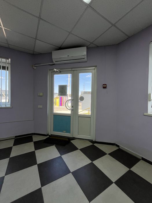 Продаж ТЦ Алмаз 385м2 або по поверхам. Центр Слободи