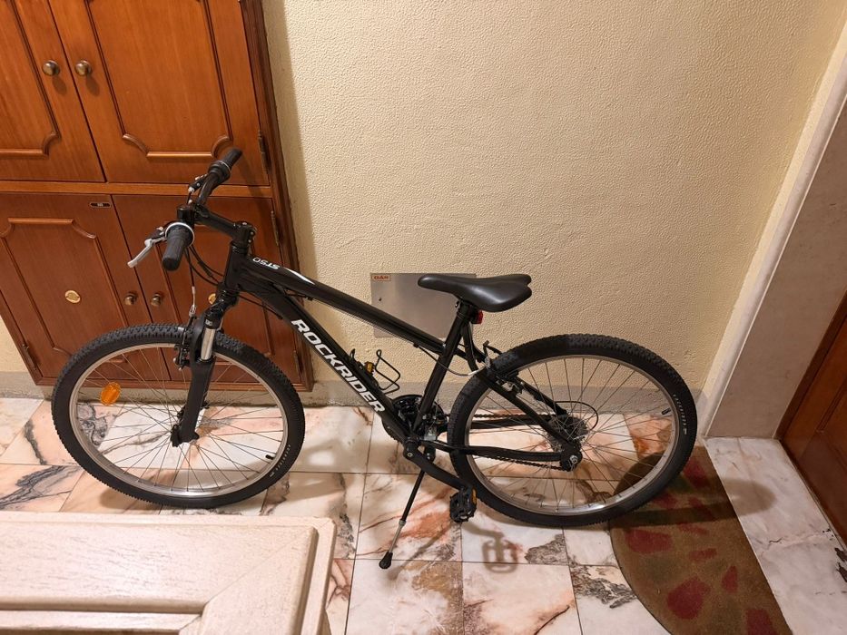 Bicicleta de montanha rockrider muito boa