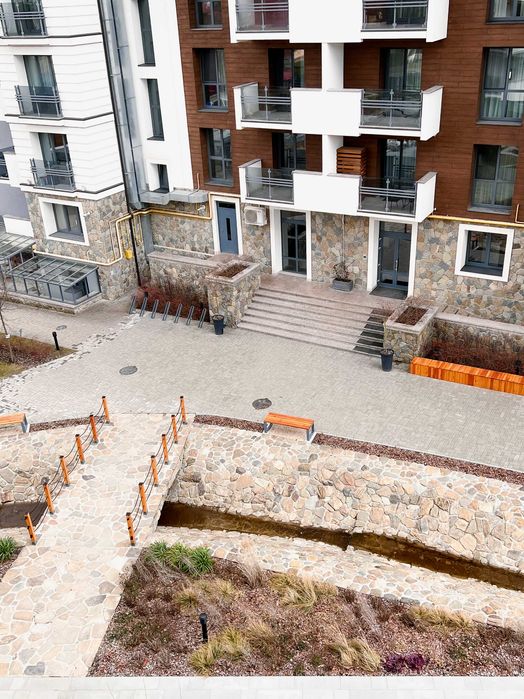 Продаж нових апартаментіа в центрі м.Яремче!